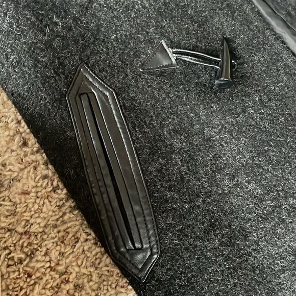 Victoria’s Secret Gray Removable Fur Collar Coat - Picture 11 of 11